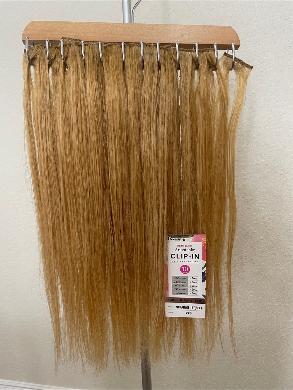 Clip-In Straight Hair Extensions - Honey Blonde 18” Remy Hair